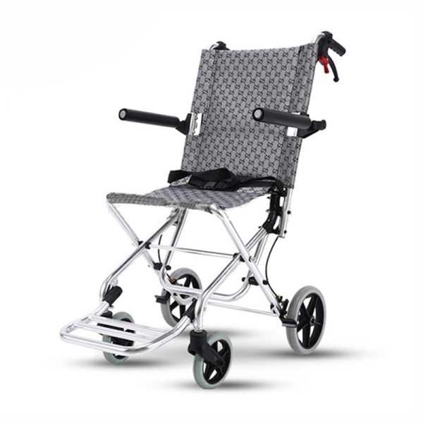 Lightweight Aluminum Manual Wheelchair Lightweight Aluminum Manual Wheelchair with Flip-Up Armrests and Dual Brakes