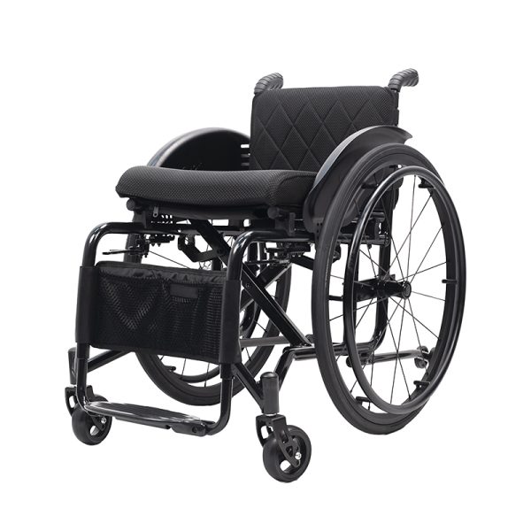 04 Portable Sports Wheelchair YSM2113 with Inflatable Rear Tires